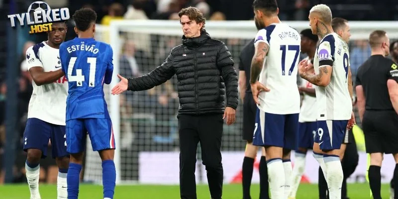 Nguyên nhân khiến Tottenham sa thải Thomas Frank