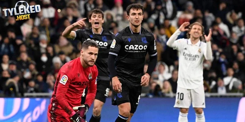 Alex Remiro hợp với triết lý của Barcelona