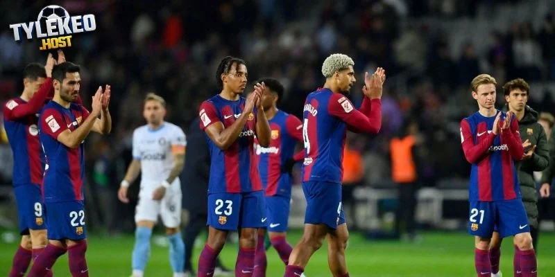 Barca thoát hiểm Newcastle, Kai Rooney tỏa sáng ở MU