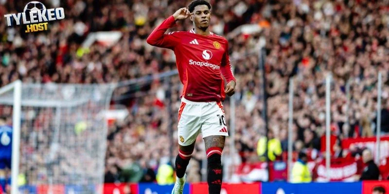 Marcus Rashford đối đầu với sự cạnh tranh lớn