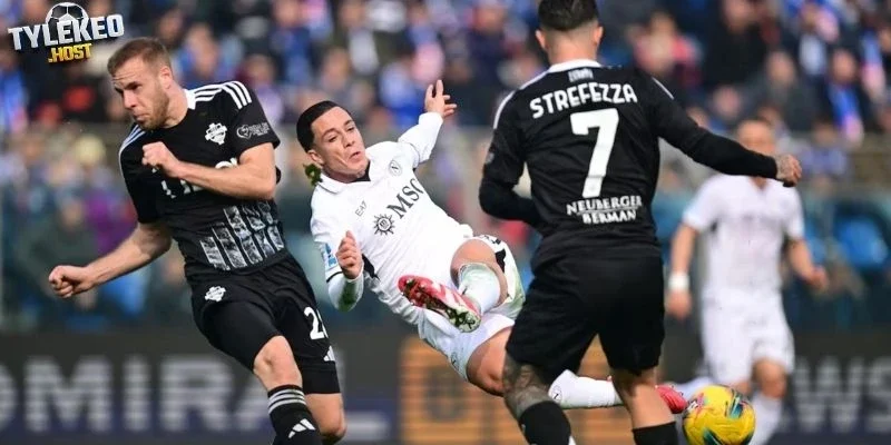 Đánh giá phong độ Como vs Napoli