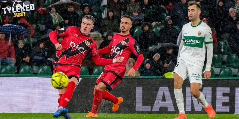 Vallecano tiếp Elche tại Vallecas